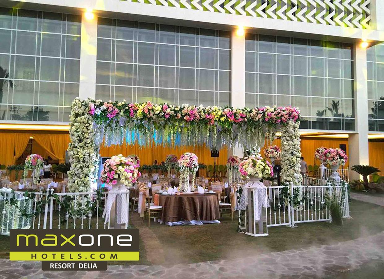 Maxonehotels At Resort Makasar Exteriér fotografie