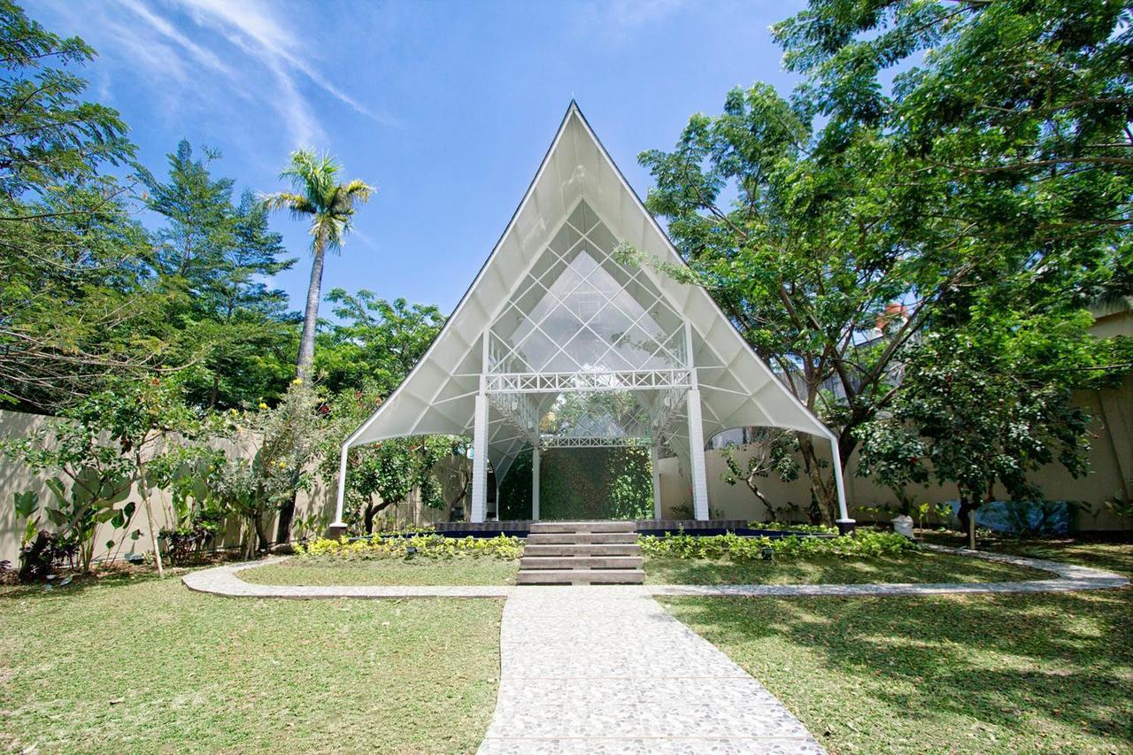 Maxonehotels At Resort Makasar Exteriér fotografie