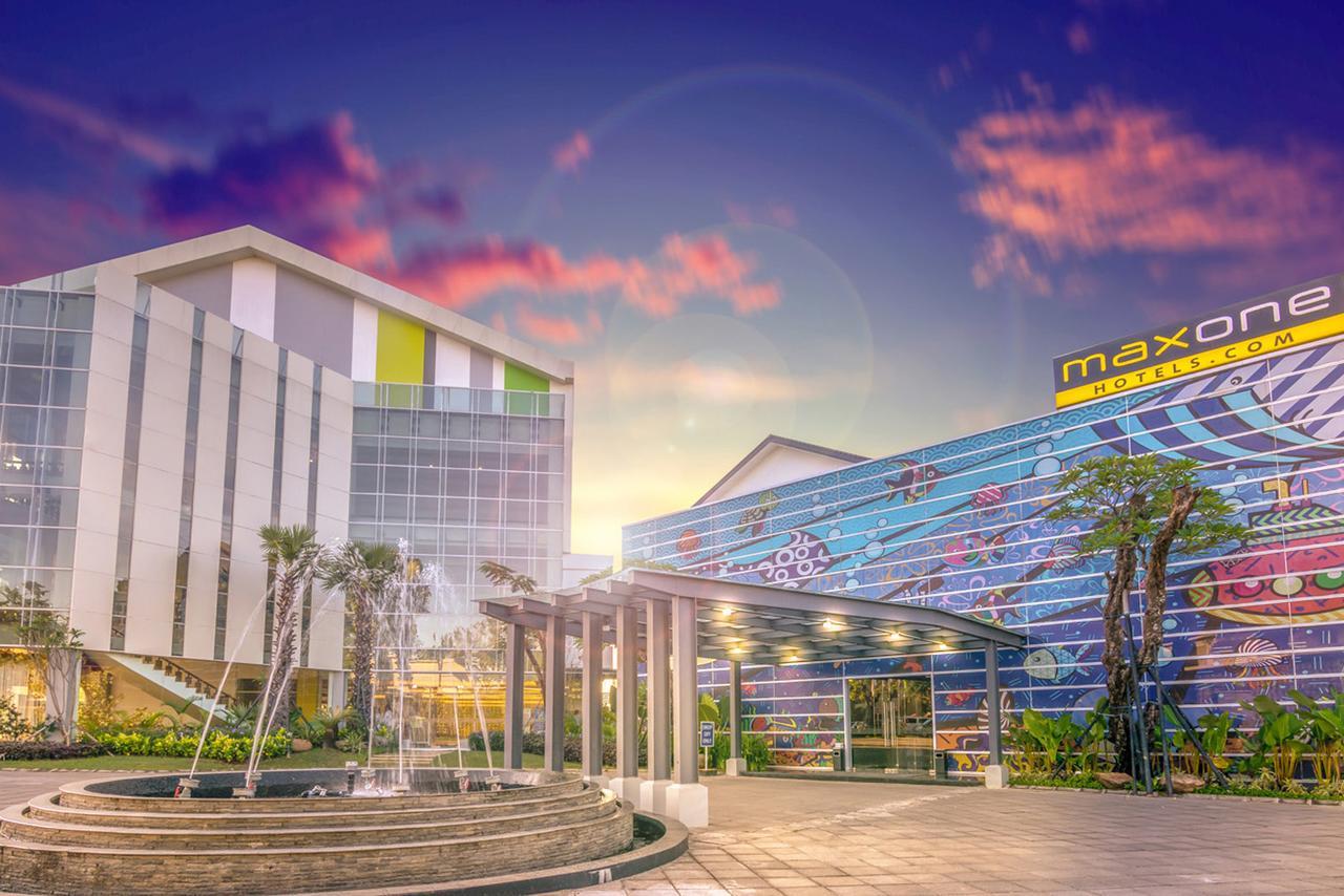 Maxonehotels At Resort Makasar Exteriér fotografie